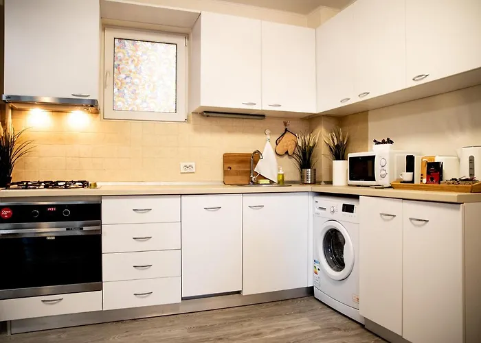 Aquarium Apartment Grivita