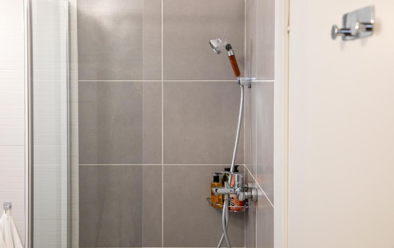 Aquarium Grivita Apartment Bukarest